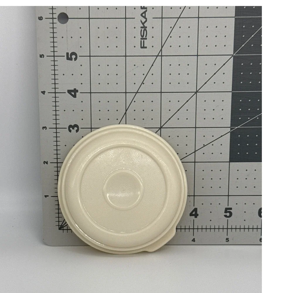 Rubbermaid Servin Saver Replacement Lid ONLY #6 Almond Cream Round 0017, 4